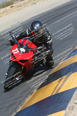 media/Oct-17-2024-Racers Edge (Thu) [[f51934c085]]/B Group/Session 2 (Turn 6 Inside)/